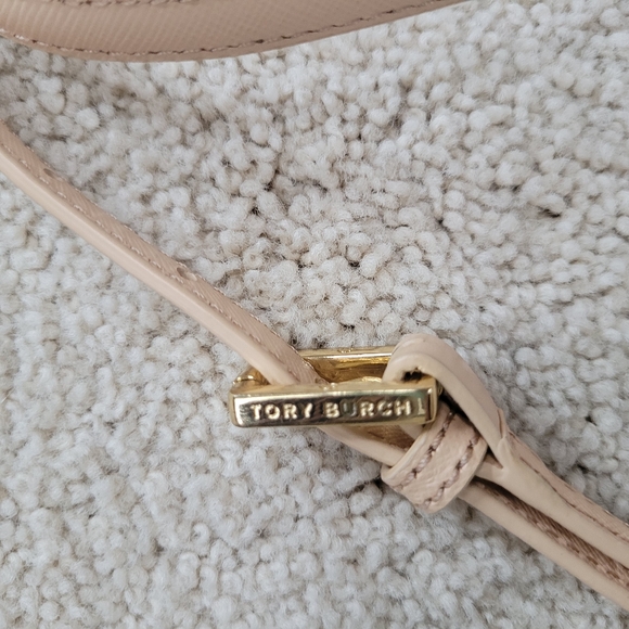 Chic Tory Burch Beige Envelope Robinson Crossbody Bag Clutch - Picture 14 of 15